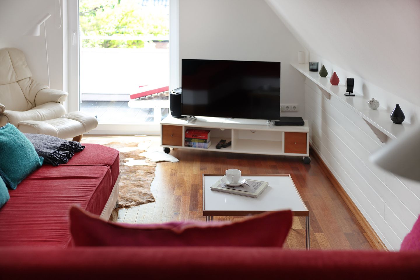 Schwedenhaus Wohnung Karlsson - TV im Wohnzimmer