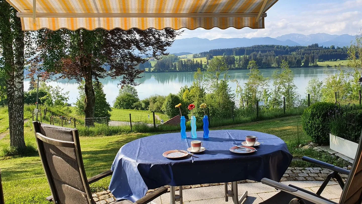 Feriendorf Hochbergle Haus 142 - Lechseeblick Lechbruck am See - Terrasse