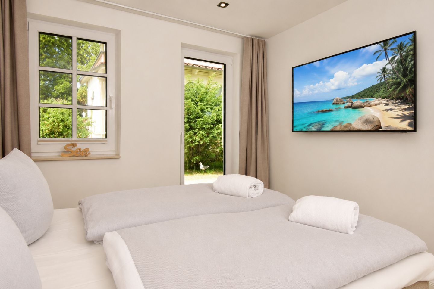 Schlafzimmer mit TV