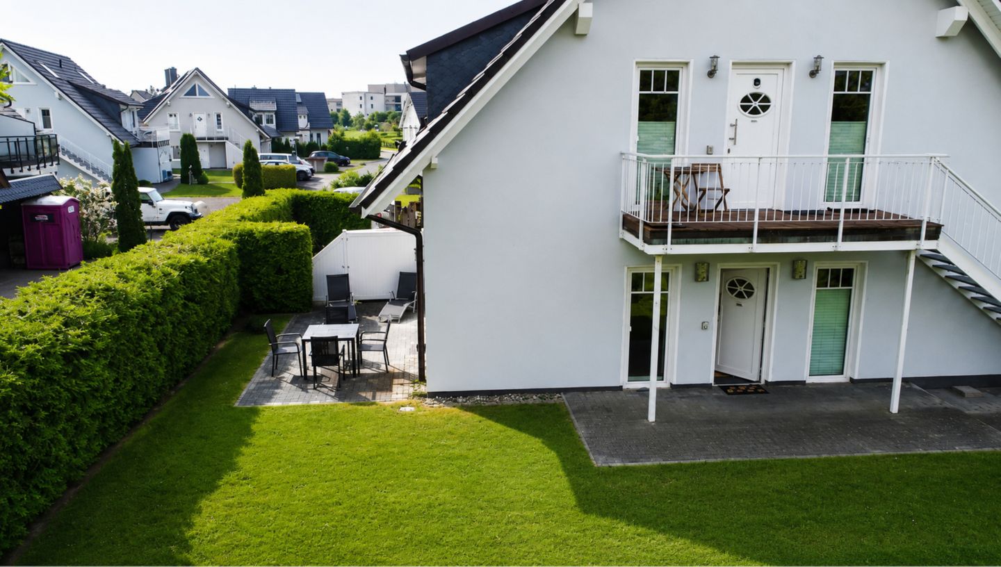 Terrasse mit Garten