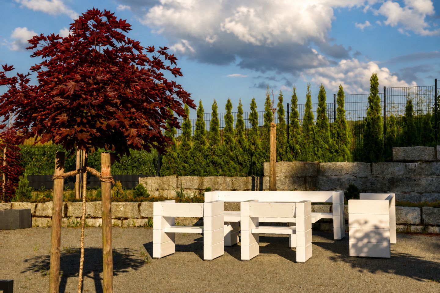 Sitzgelegenheiten im Garten