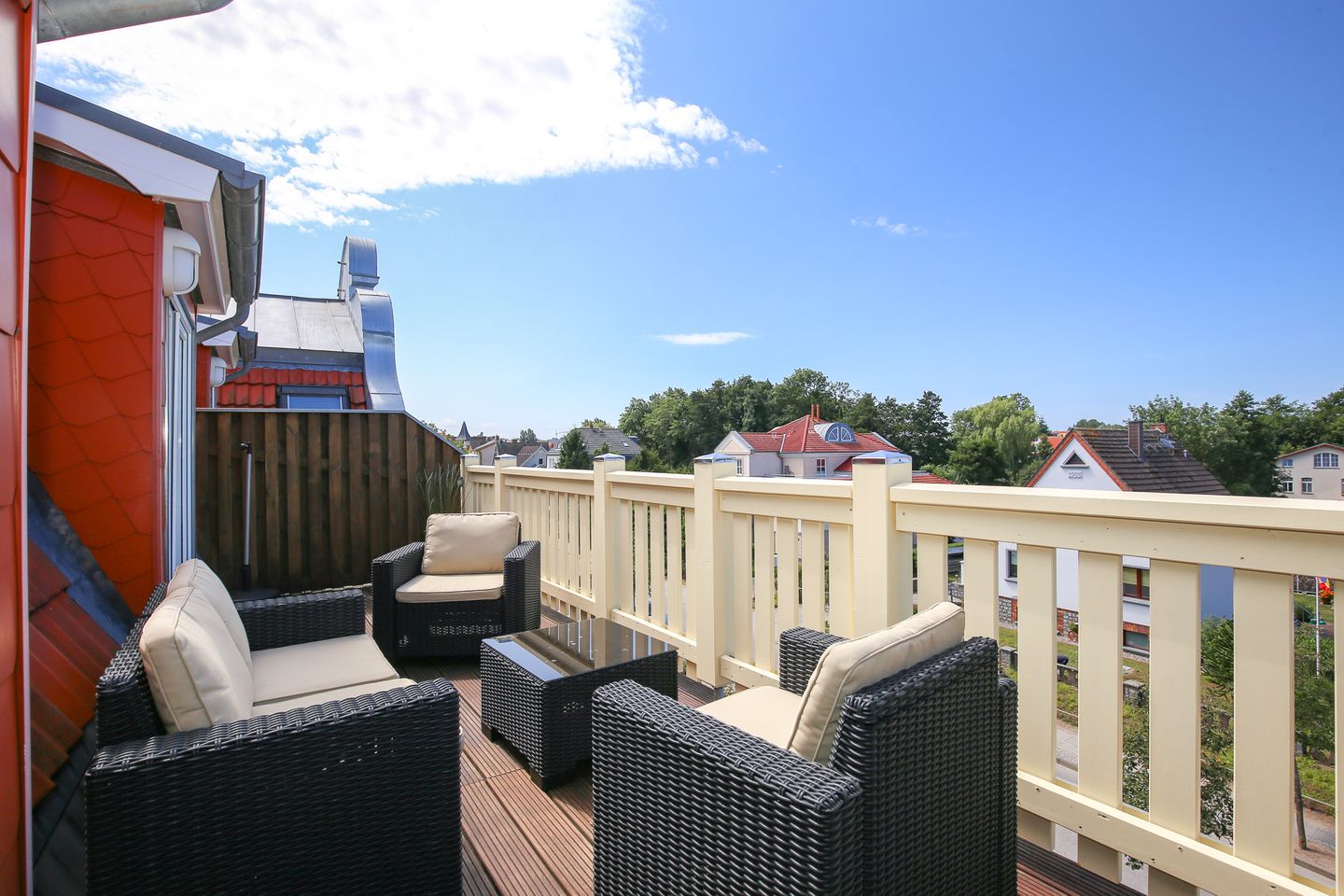 Balkon mit Loungemöbeln