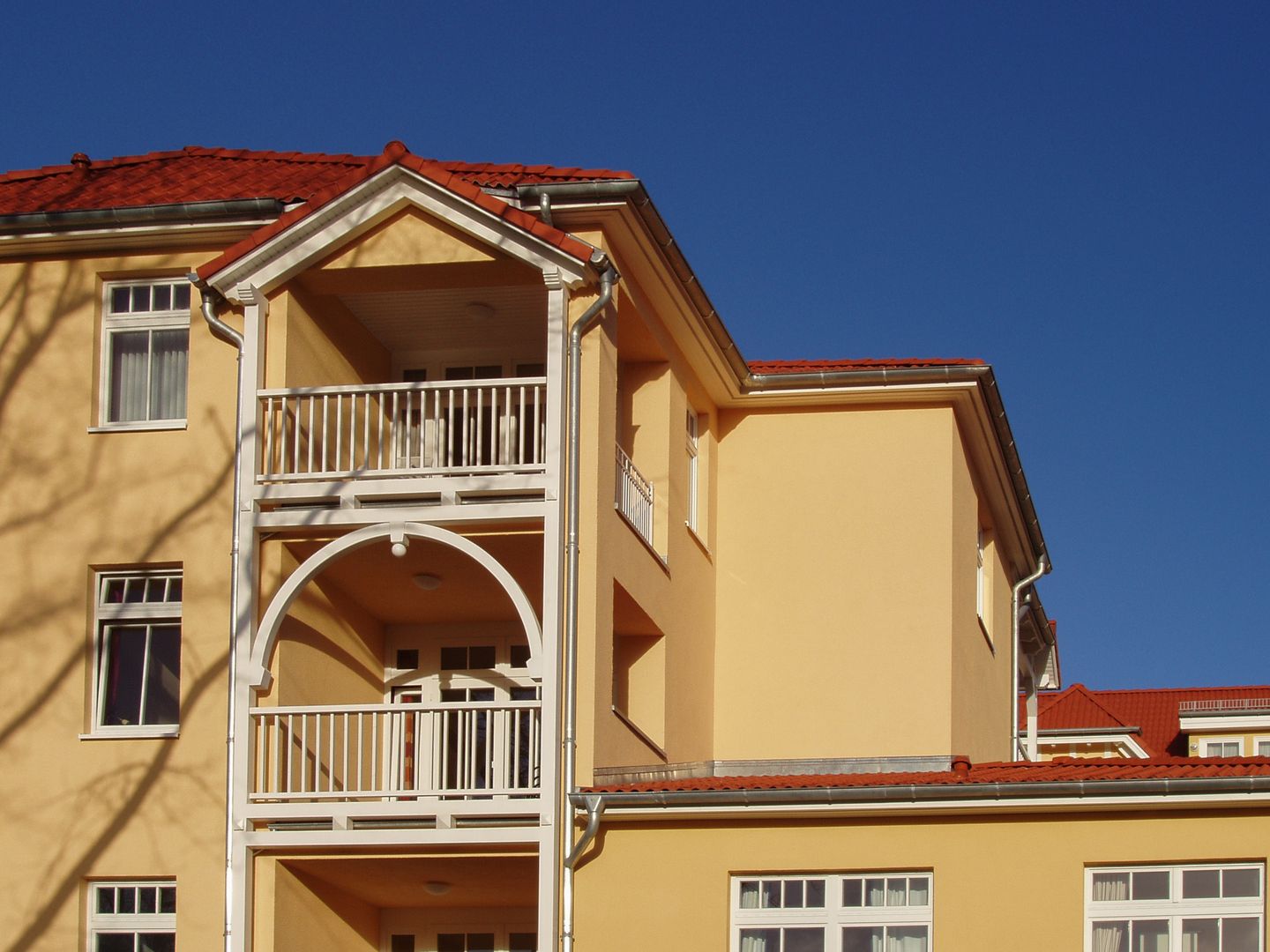 überdachter Süd-Balkon