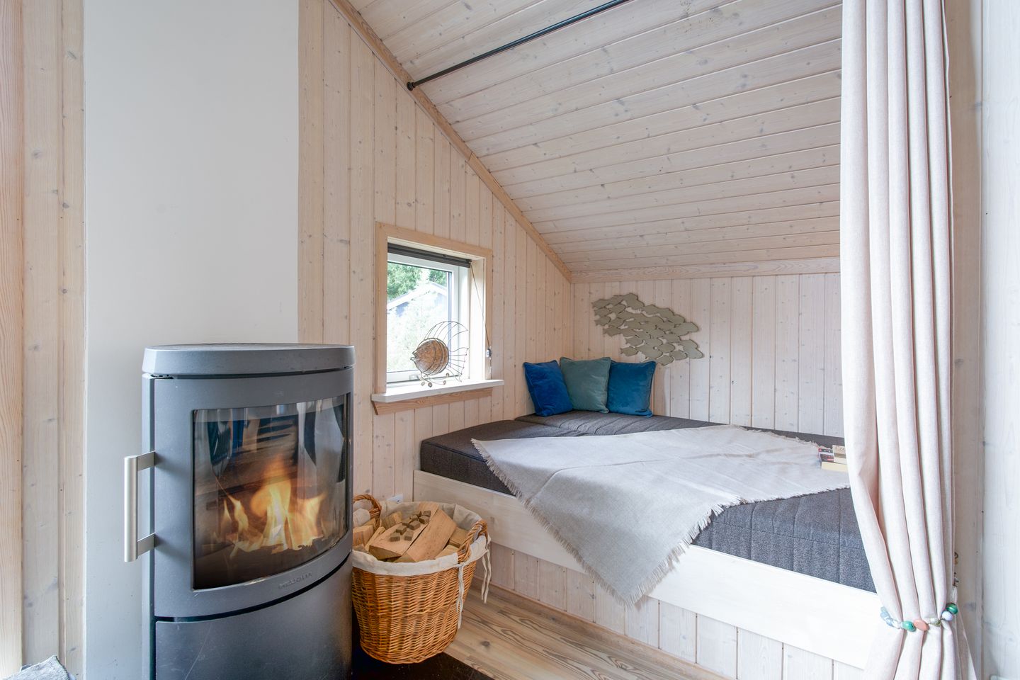 Kamin-/Ofen