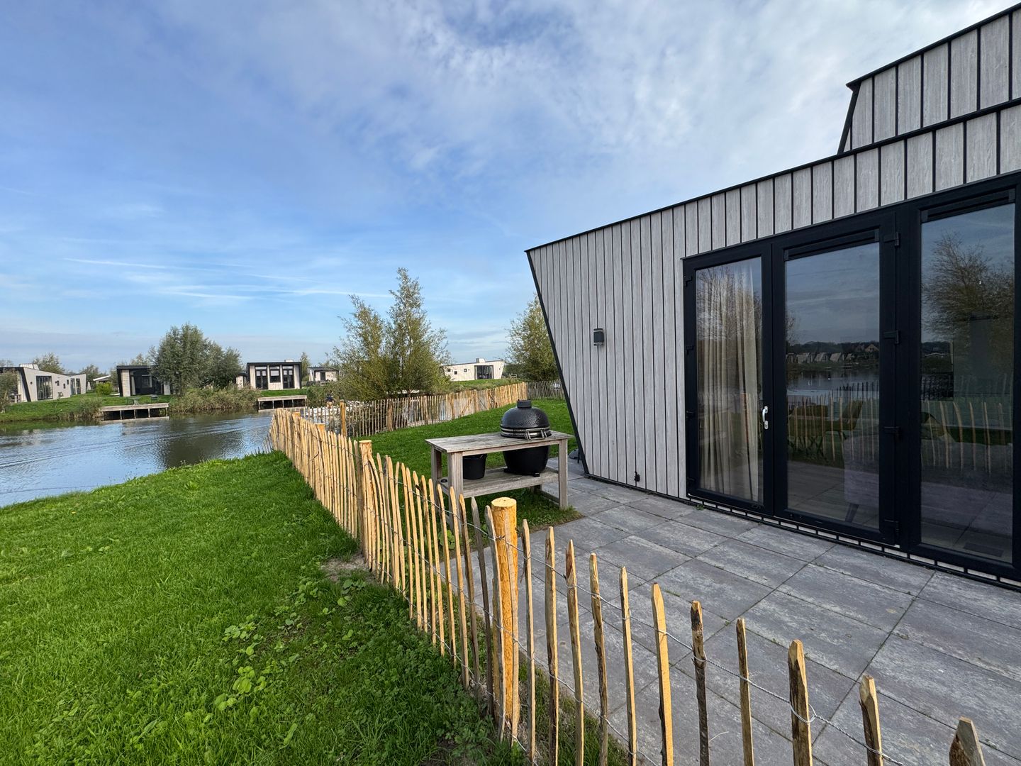 Chalet Calypso Bay Kampen mit Zaun, AirCo und eigenem Steg