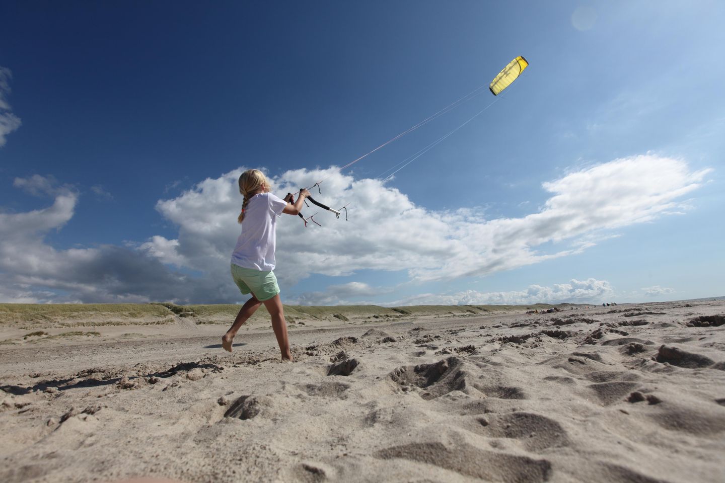 Mit dem Lenkdrachen am Amrumer Strand
