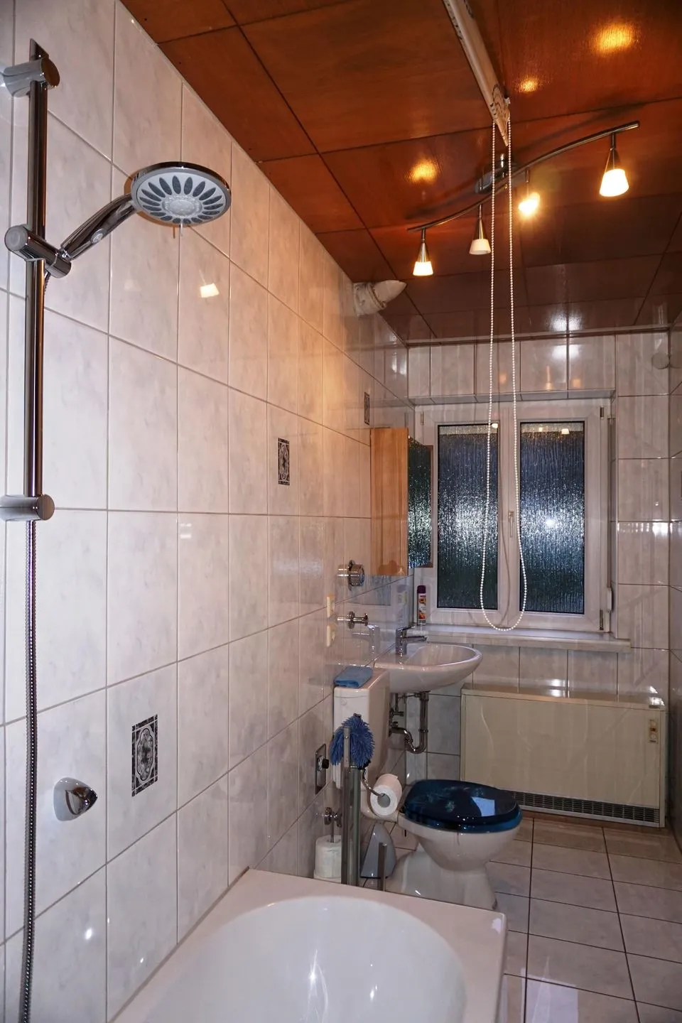 Ferienwohnung "Burgmair" Dachau - Badezimmer