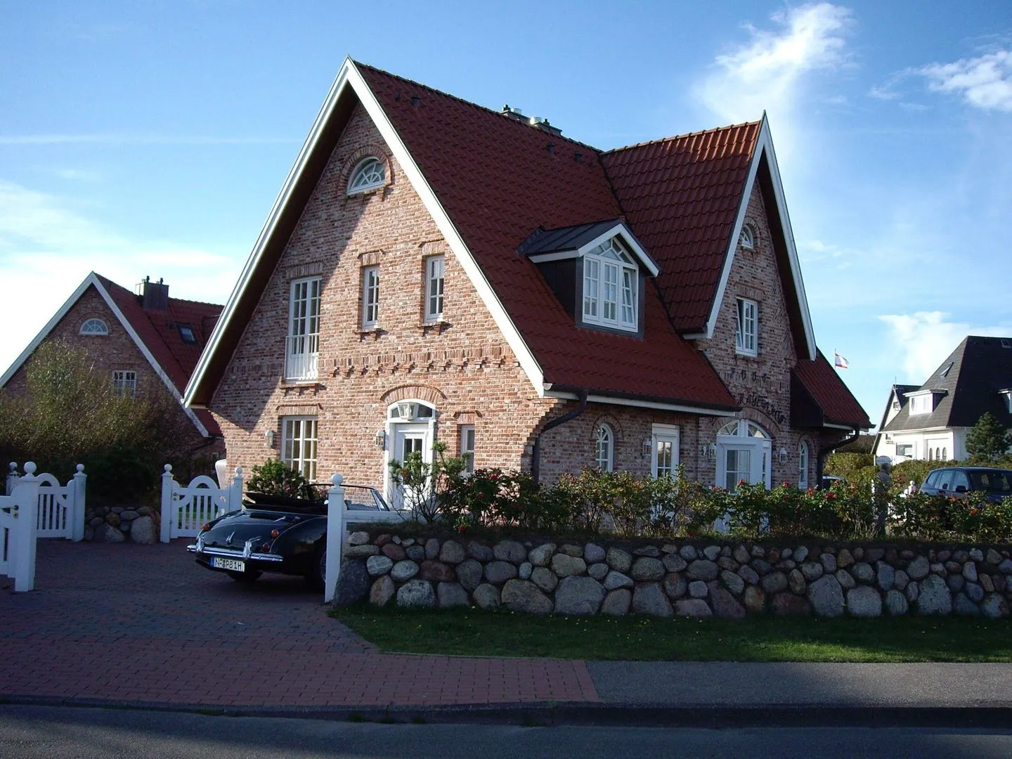 LH Isernhagenhof, App.4 Wenningstedt - Fassade / Eingang