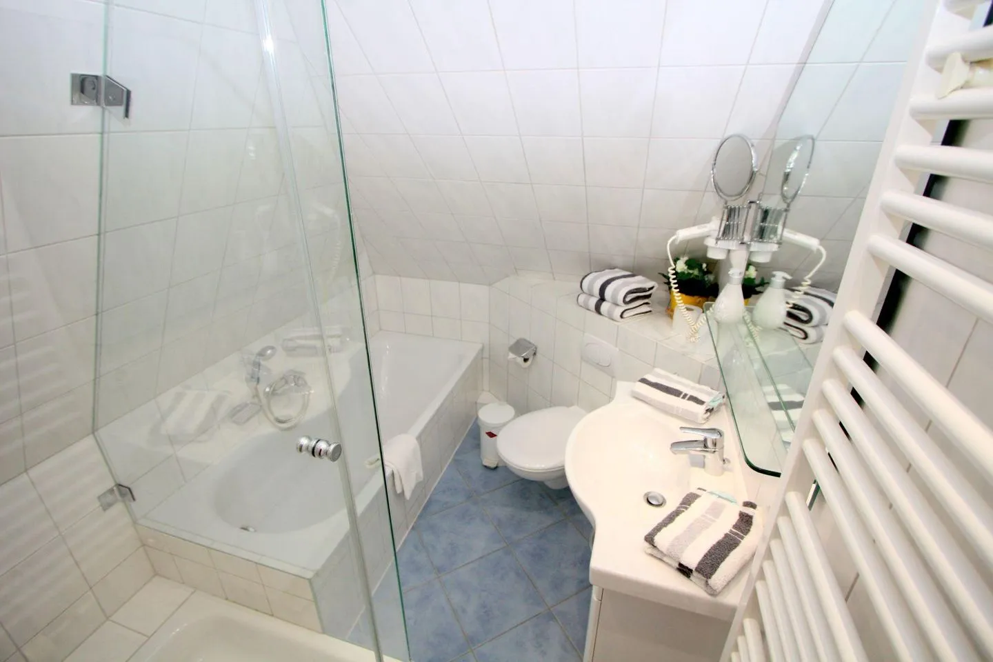 LH Westermüür, Hausteil 1 Braderup - Badezimmer