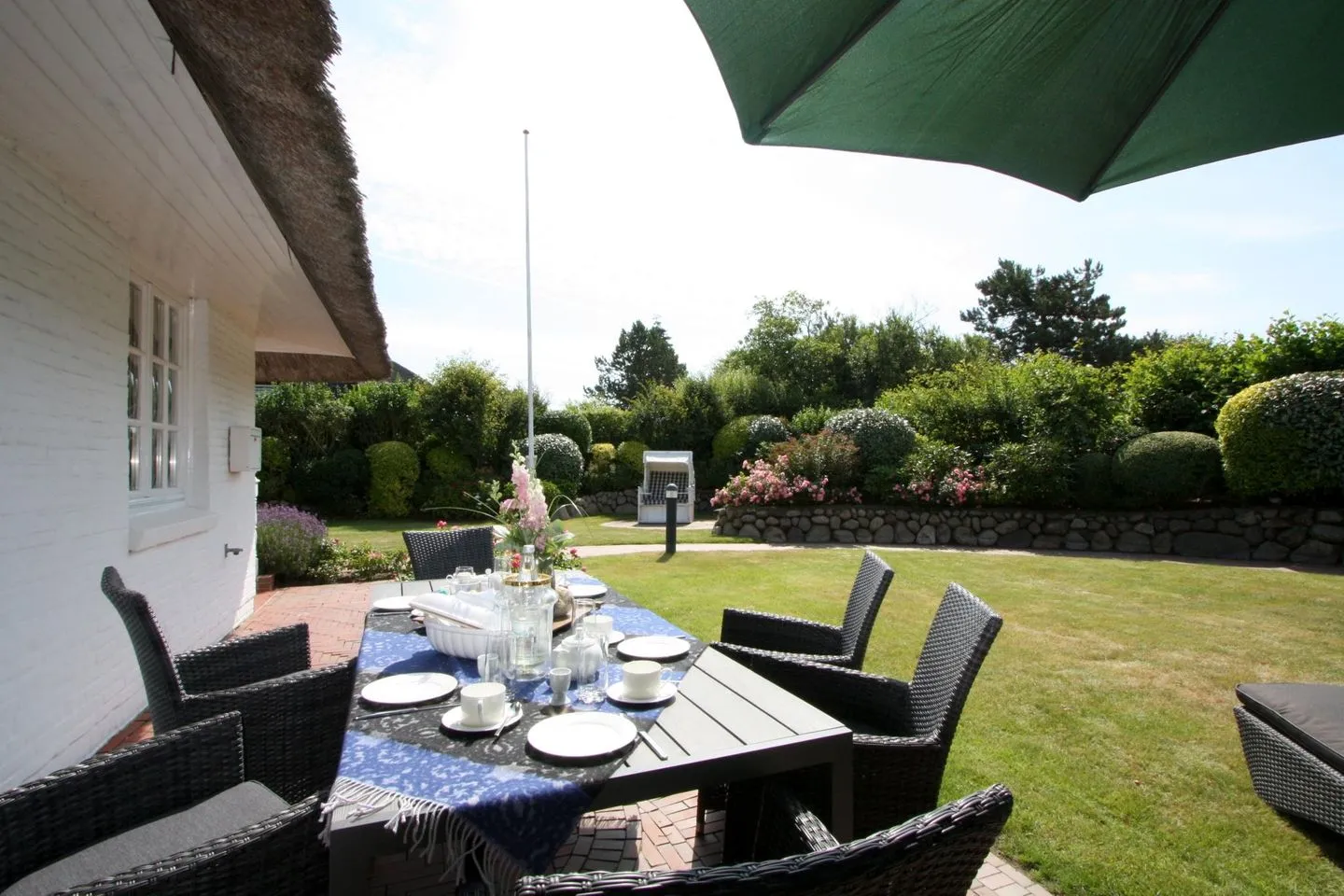Rosenhaus unter Reet Kampen - Terrasse