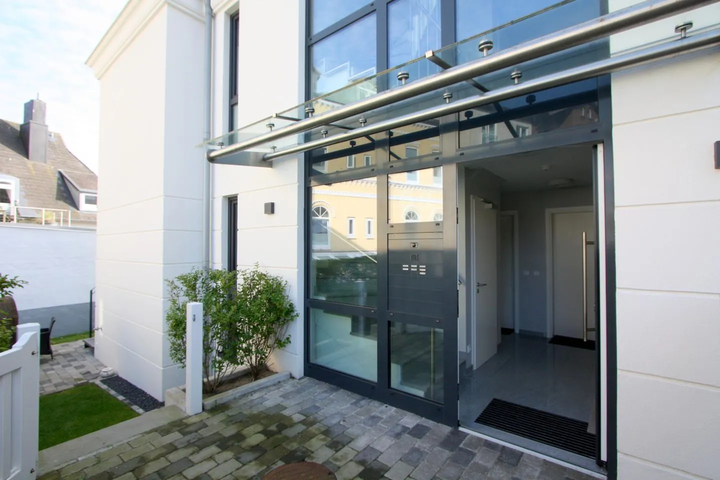 Beach Lounge Westerland - Fassade / Eingang