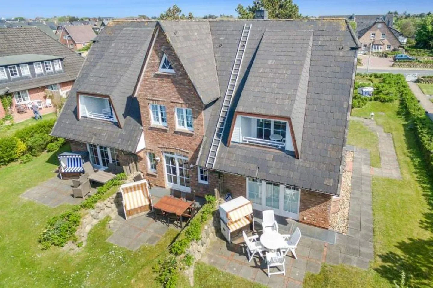 SylterPferdchen, Landhaus Köövenhüs Wenningstedt - Hauptansicht