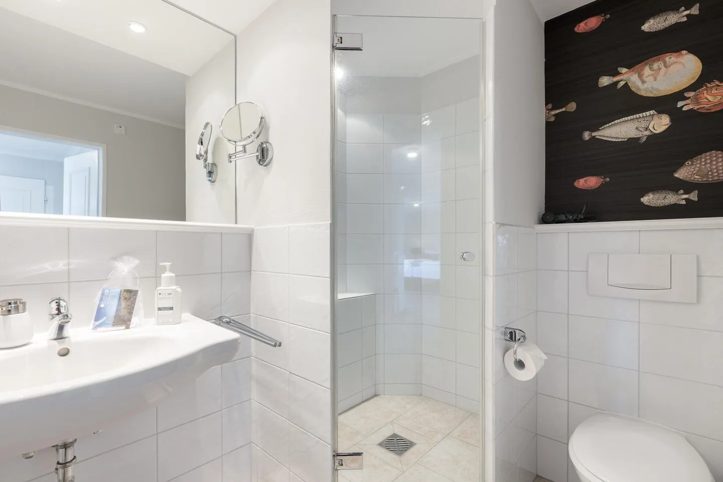 Haus Weissenburg Whg. EG Ost Wenningstedt - Badezimmer