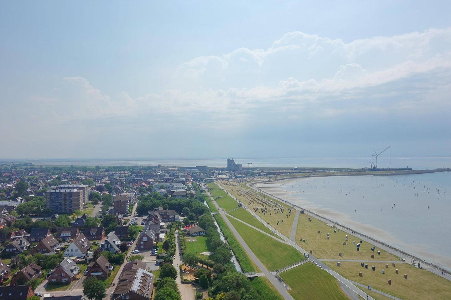 Hochhaus, Whg. Laskowski / 21. OGAussicht auf Meer und Deich