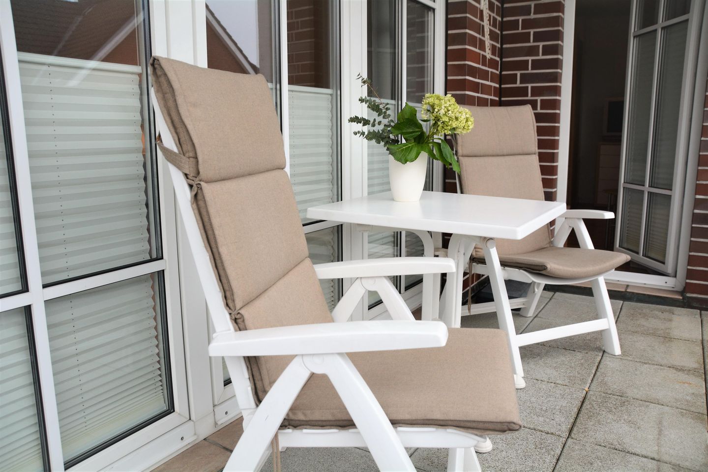 Westerwarft, App. 6, Balkon