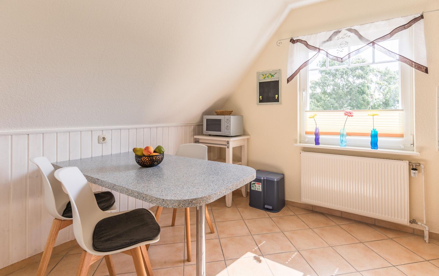 Haus Hinnerk, Whg. 2, Essbreich