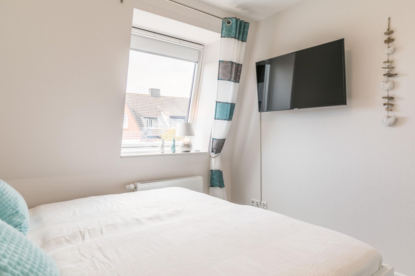 "MeerGenuss", Penthouse-WHG, Schlafzimmer 2 mit TV