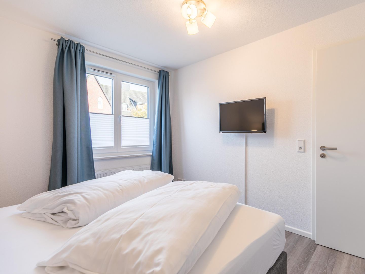 "Ferienwohnung Elli" Schlafzimmer 1 /TV