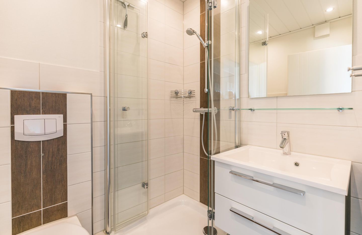 Haus Lee, Whg. 27 Badezimmer