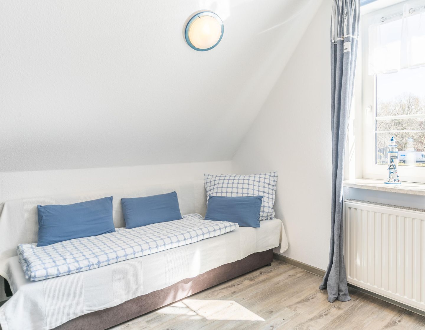 Appartement Kügler, Schlafcouch