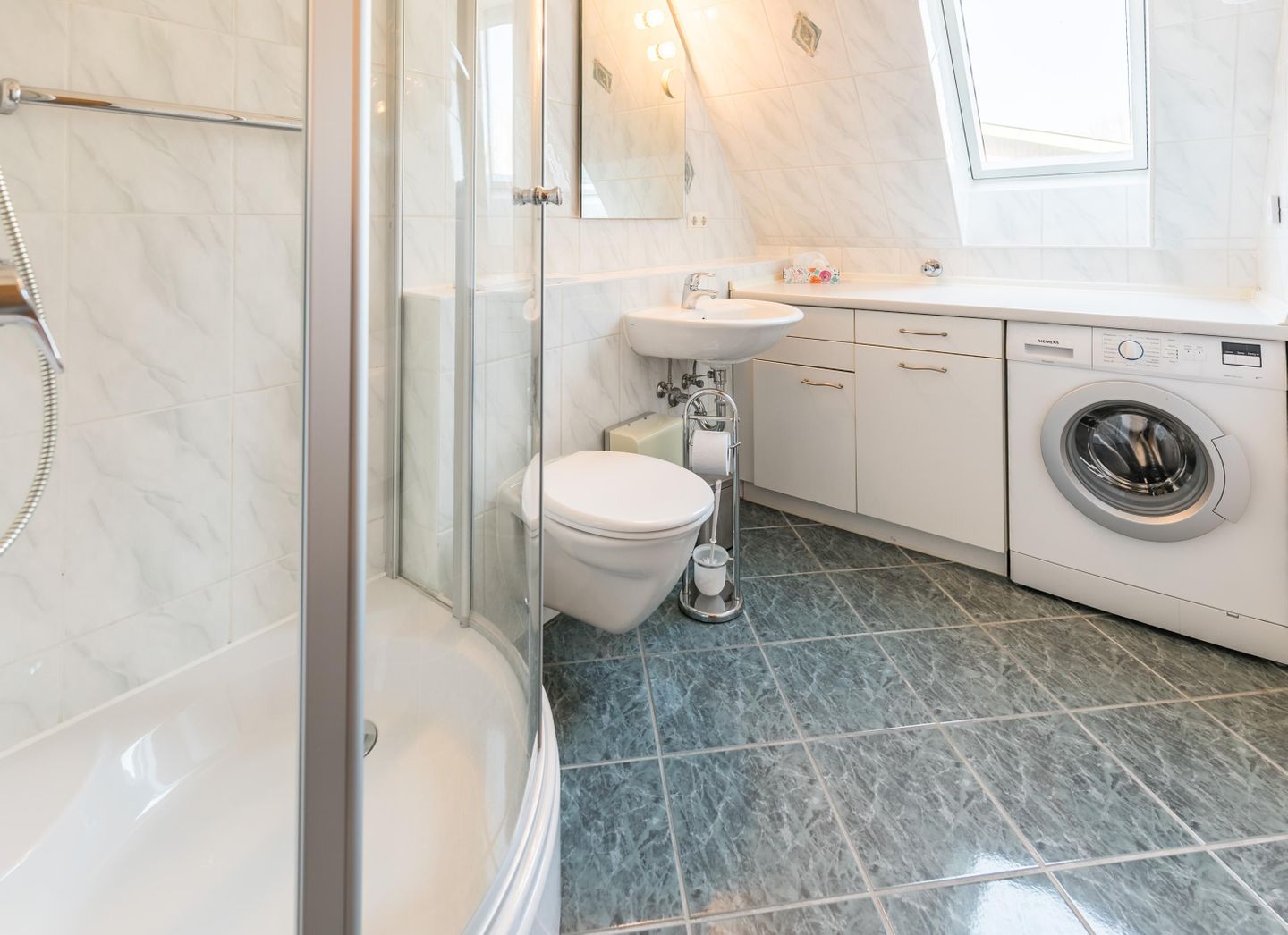 Ferienhaus Stinthus Badezimmer