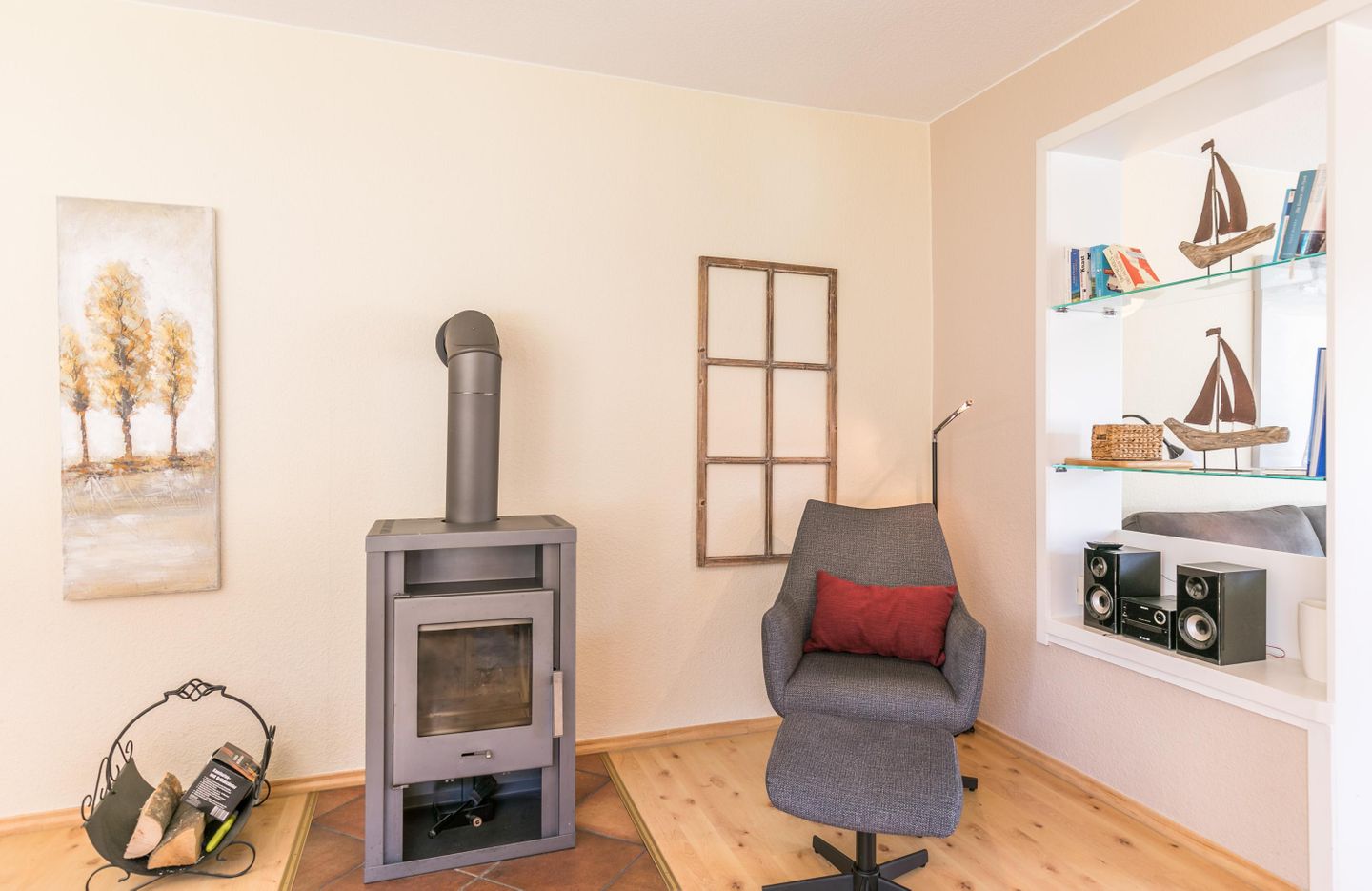 Haus Hinnerk, Whg. 1, Ofen