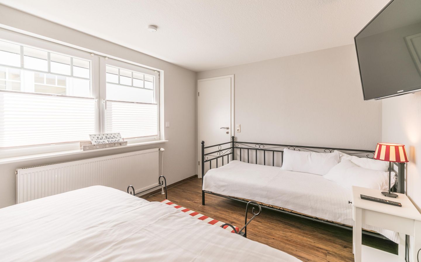 Haus Hinnerk, Whg. 1, Schlafzimmer 2 / TV