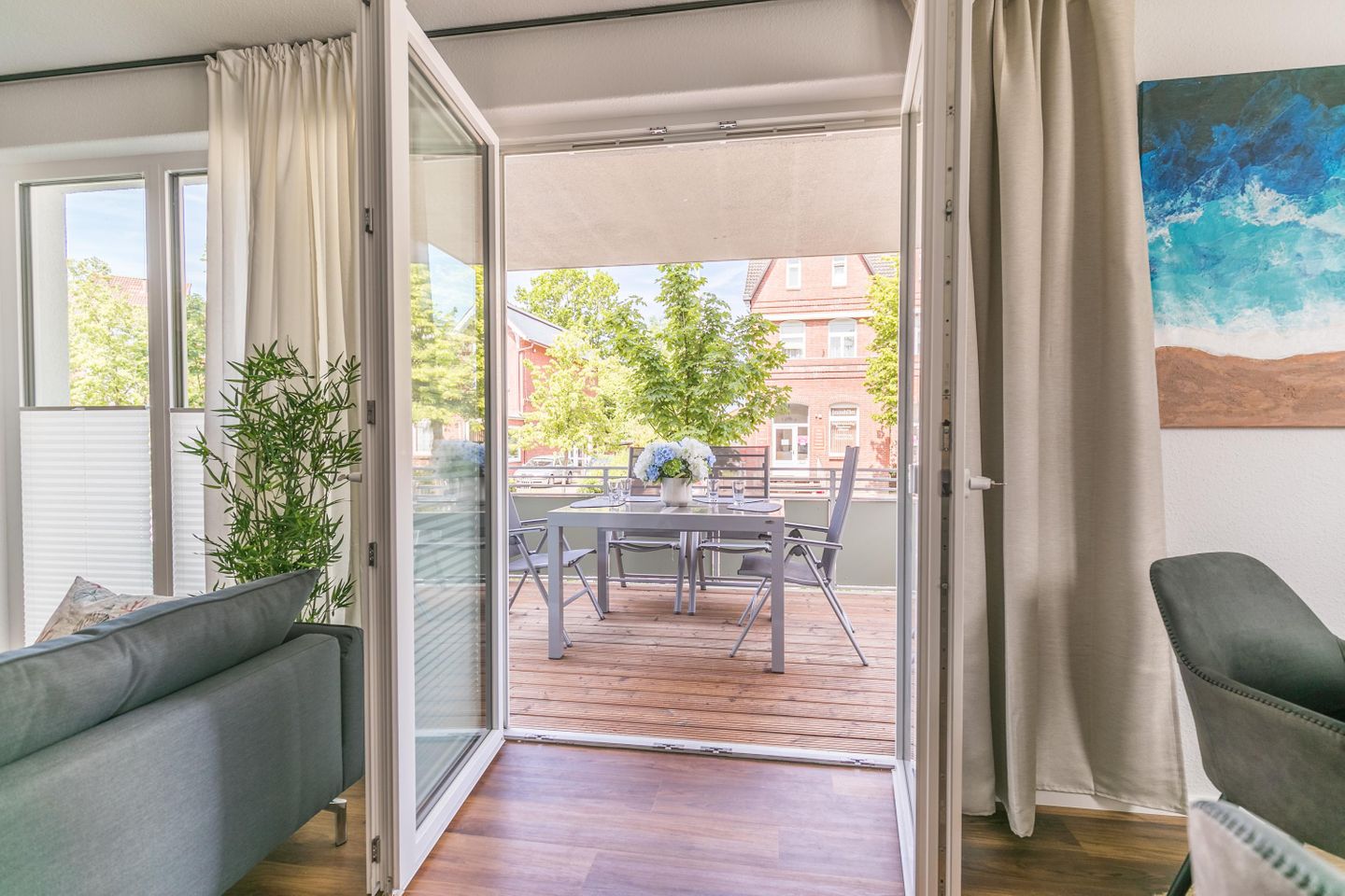 Bahnhofstraße 9, Sandbank 2, Balkon