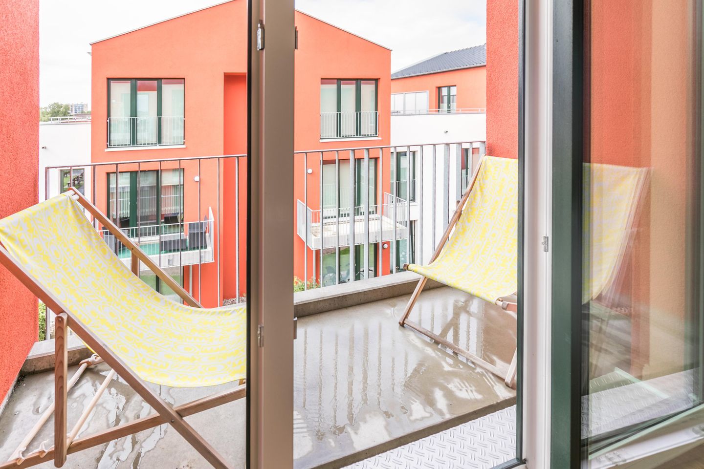 Bi de Kark, Balkon
