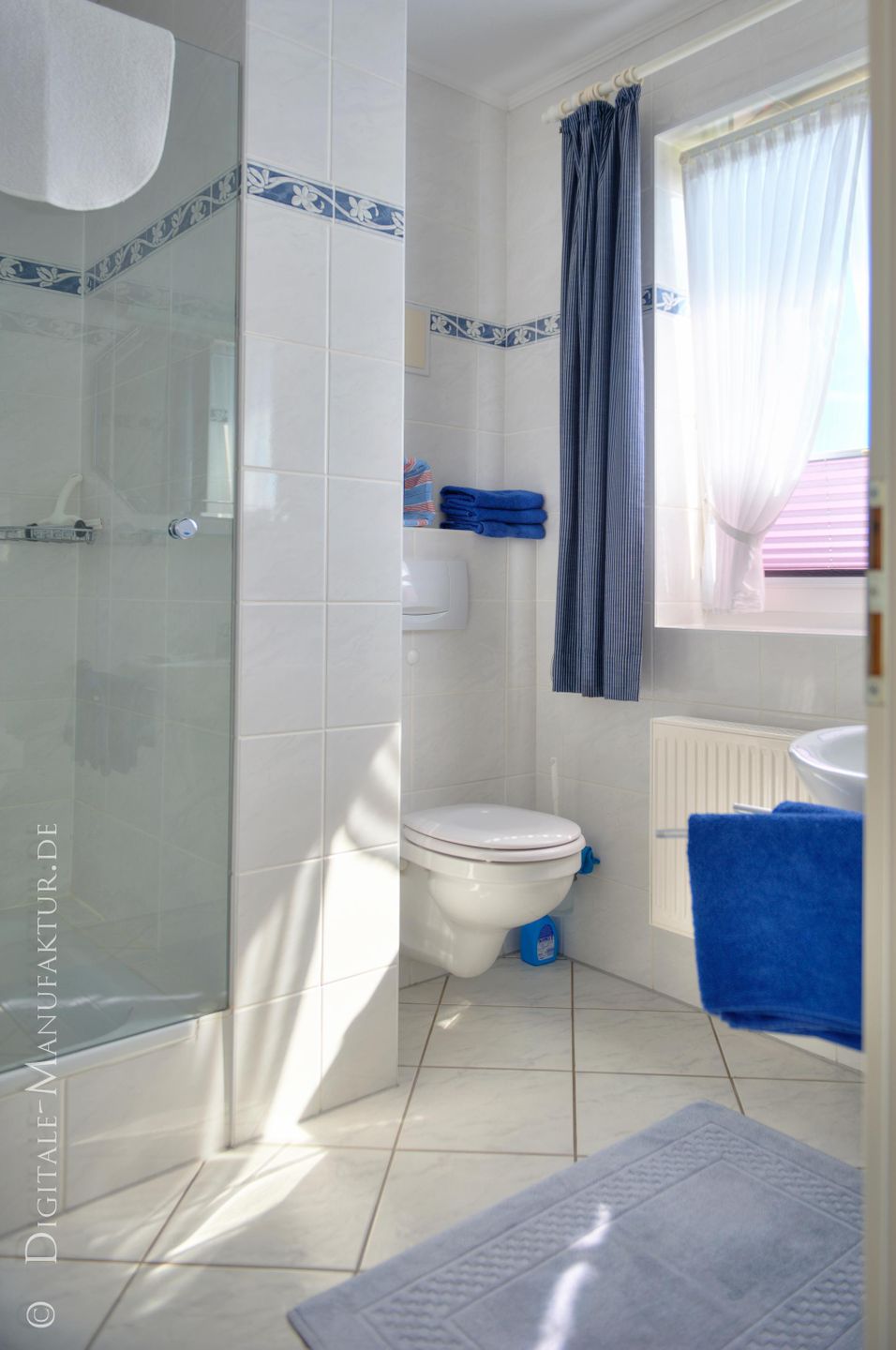 Haus Landblick Whg.Turmzimmer-Duschbad