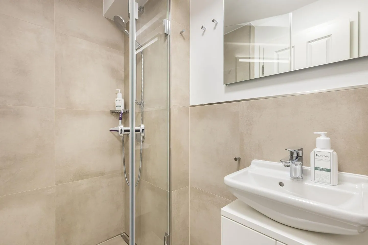 Strandgut Wohnung 9 Wenningstedt - Badezimmer