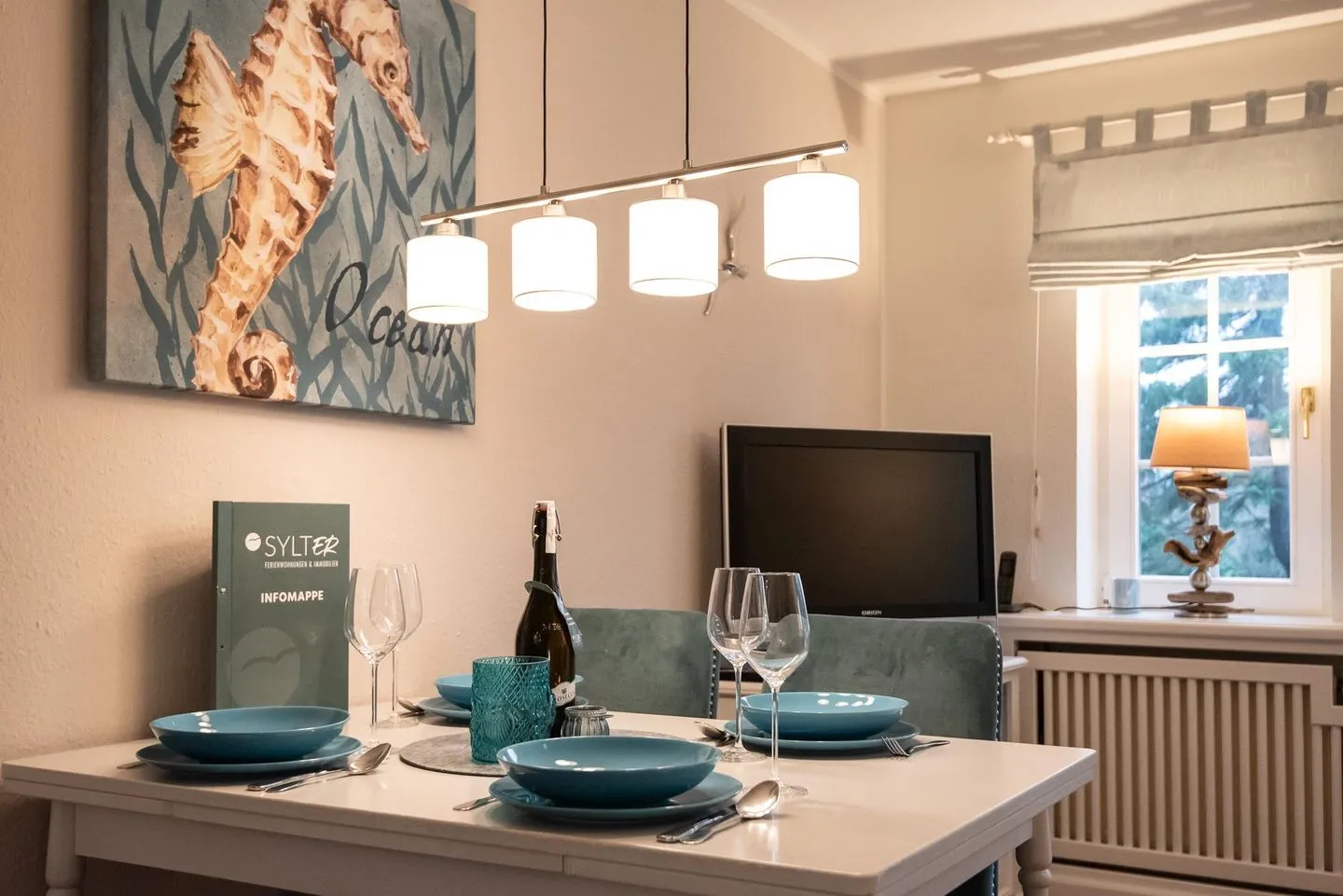 SylterPferdchen, Landhaus Köövenhüs Wenningstedt - Wohnzimmer