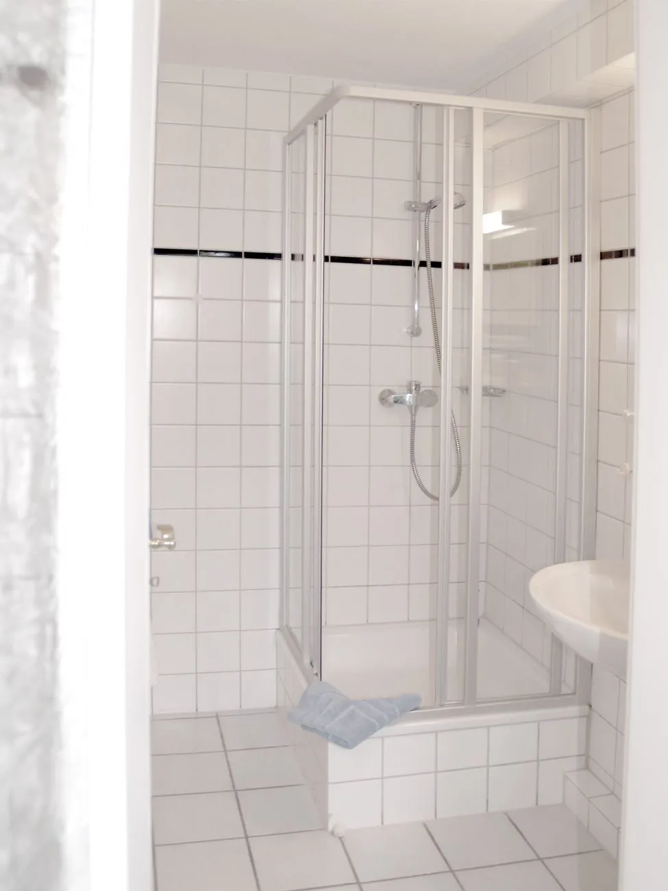 Haus Anneliese Ferienwohnung Welle Norddorf auf Amrum - Badezimmer der Ferienwohnung Welle in Norddorf auf Amrum