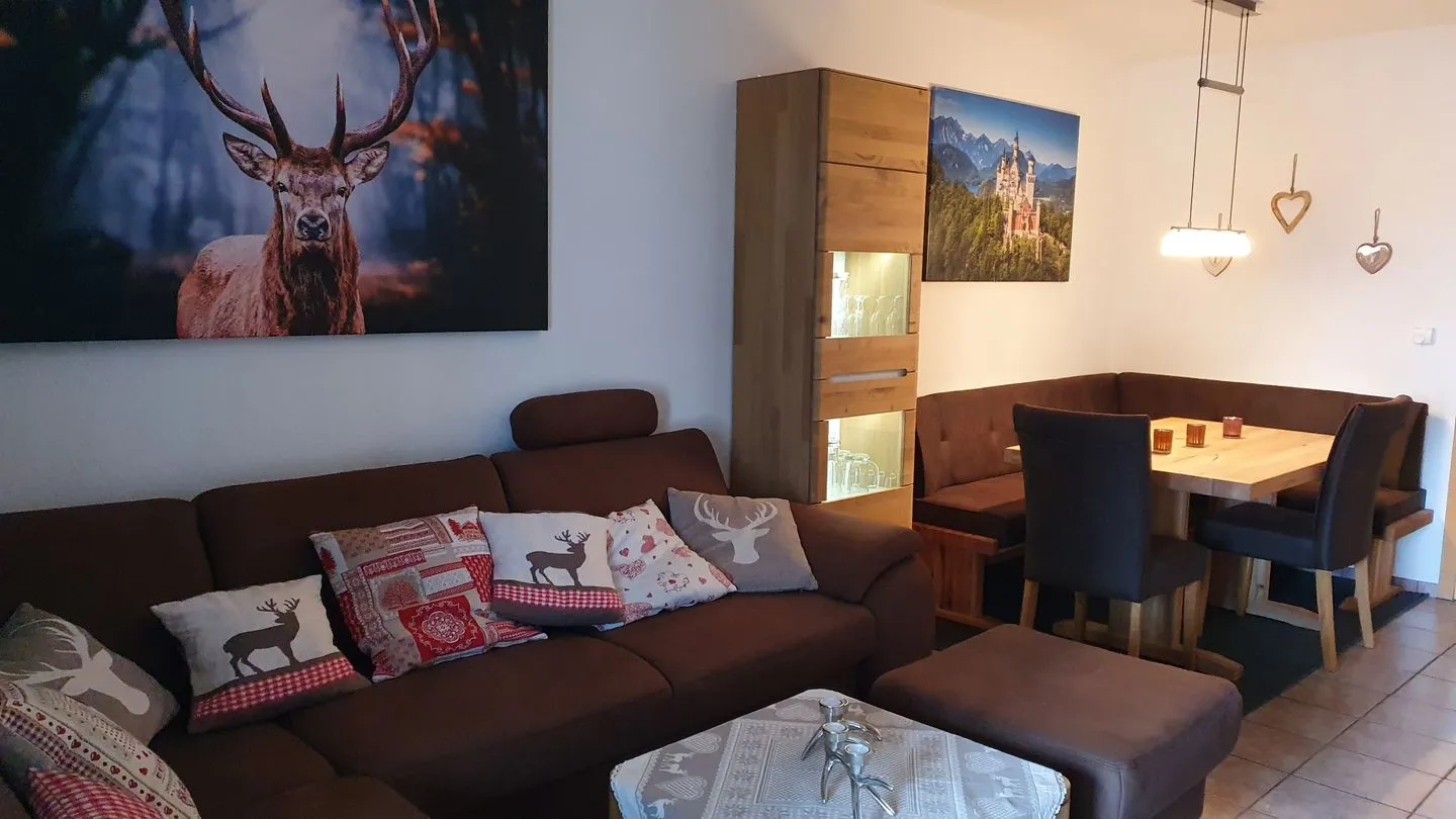 Feriendorf Hochbergle Haus 131 Lechbruck am See - Wohnzimmer