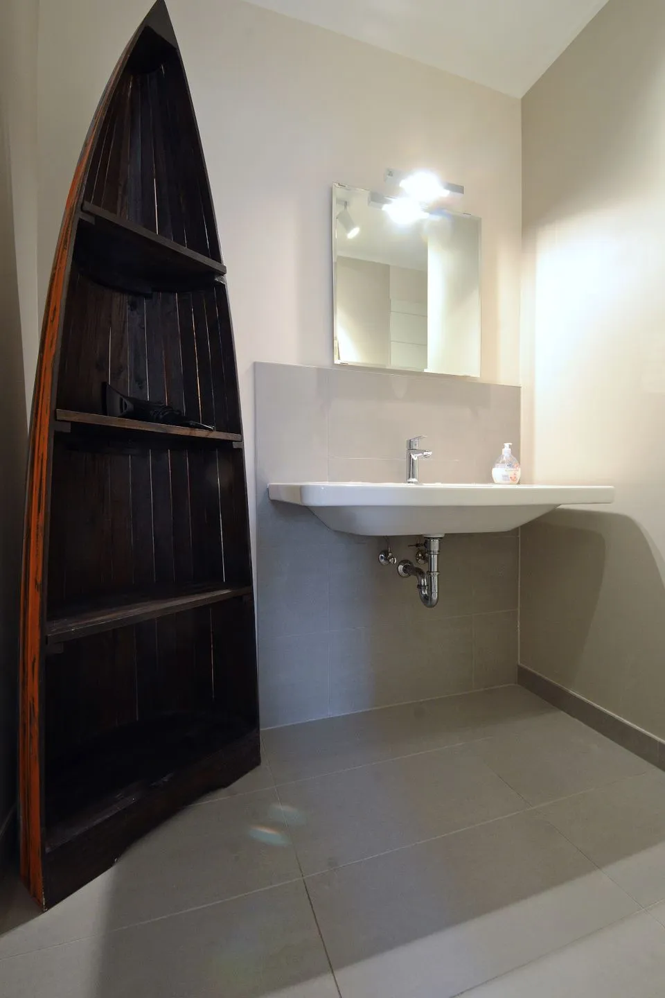 Typ C1 Lodge - Napali Coast Pelzerhaken - Badezimmer