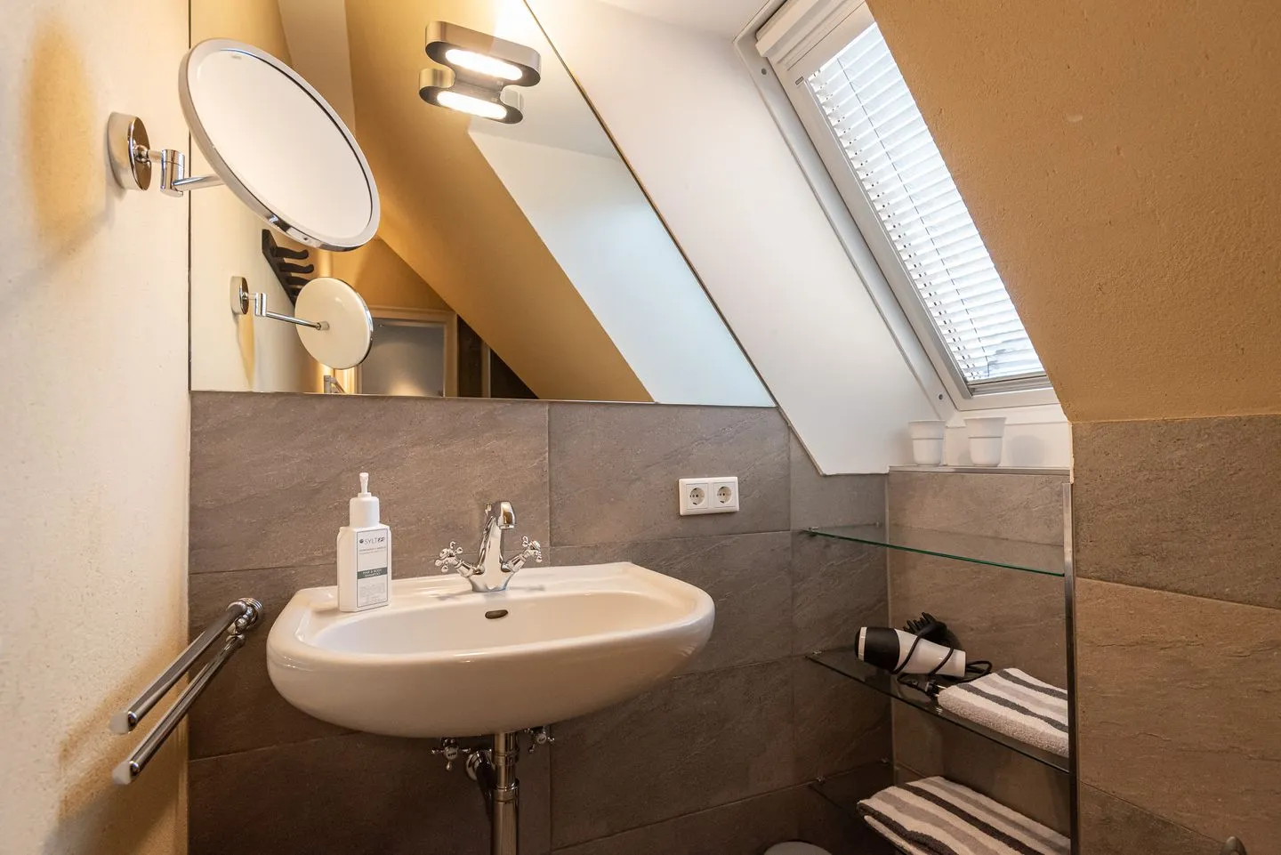 Sommerhaus Malmö App. 3 Wenningstedt - Badezimmer