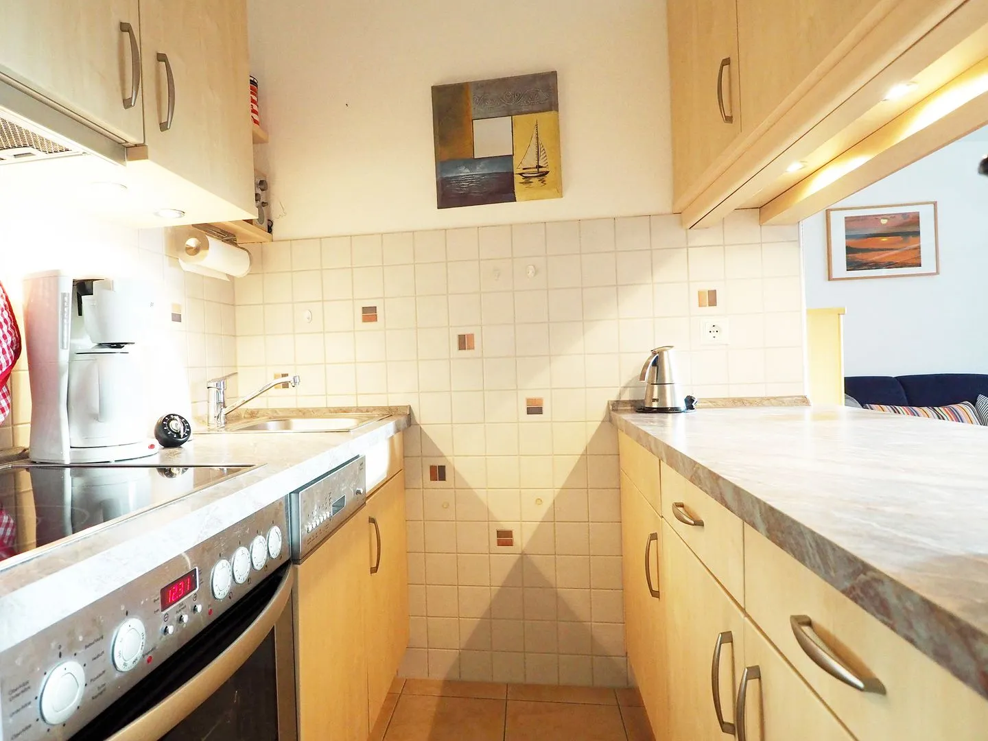 Ferienwohnung *Meeresleuchten* Wittdün auf Amrum - Küche der Ferienwohnung Meeresleuchten in Wittdün auf Amrum