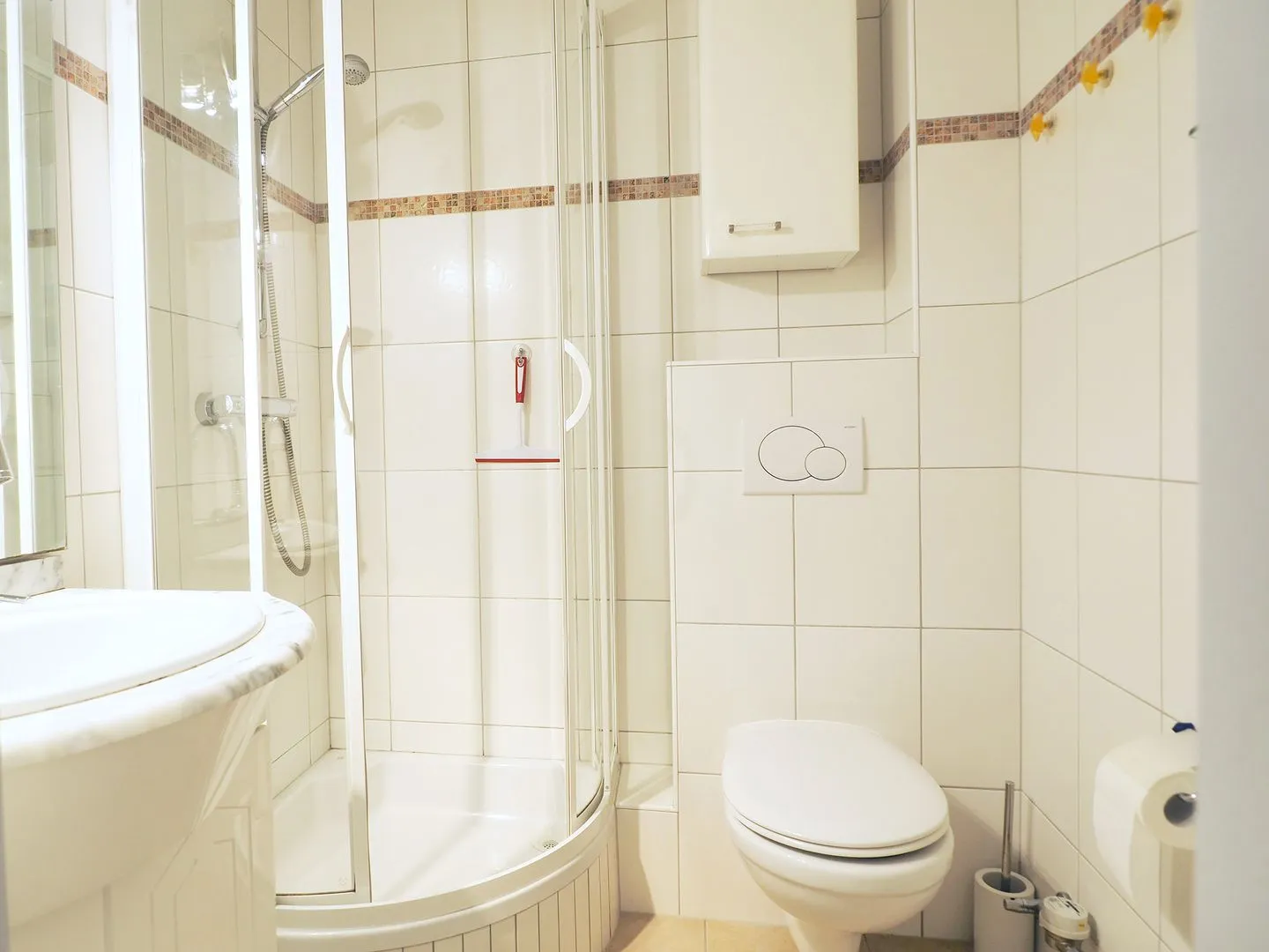 Ferienwohnung *Meeresleuchten* Wittdün auf Amrum - Badezimmer der Ferienwohnung Meeresleuchten in Wittdün auf Amrum