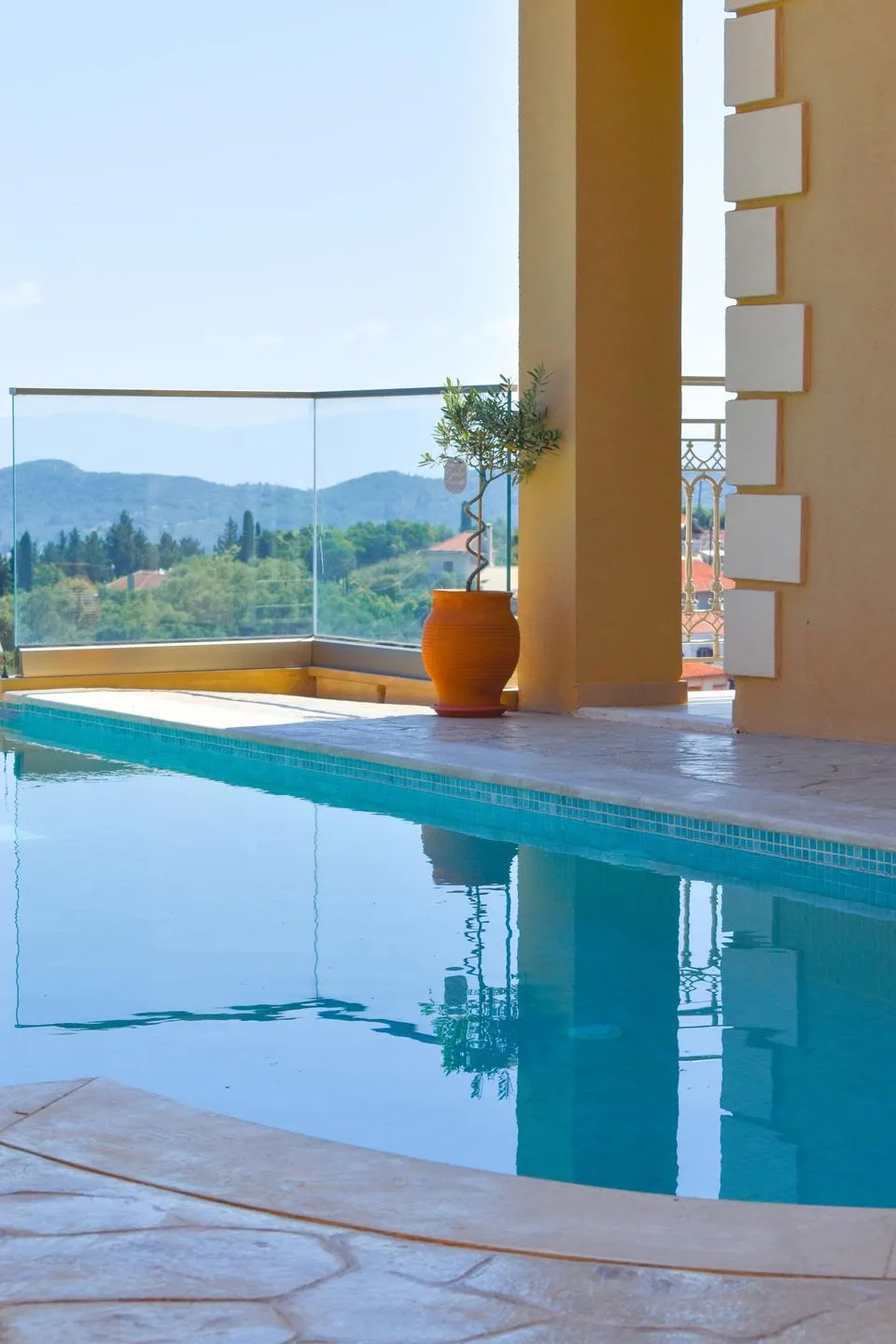  Pantokratora's Aghios Mattaios - Pool