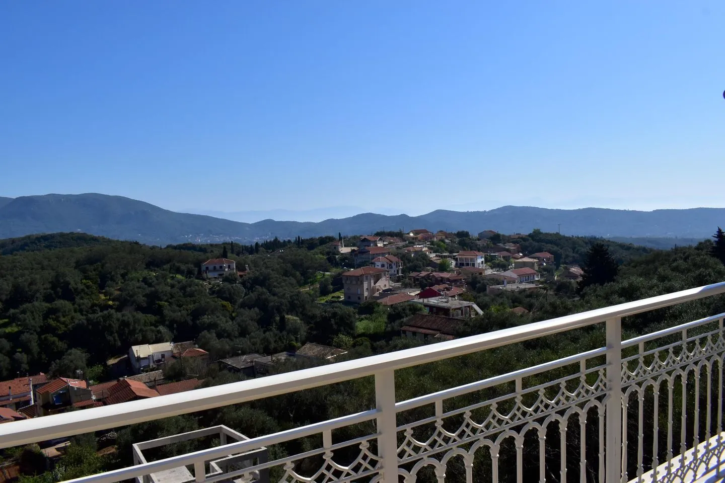  Pantokratora's Aghios Mattaios - Terrasse