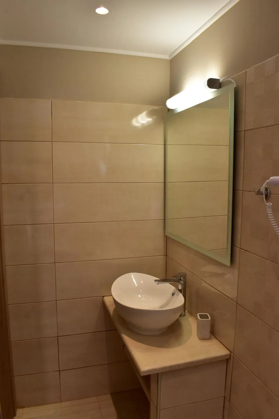  Pantokratora's Aghios Mattaios - Badezimmer