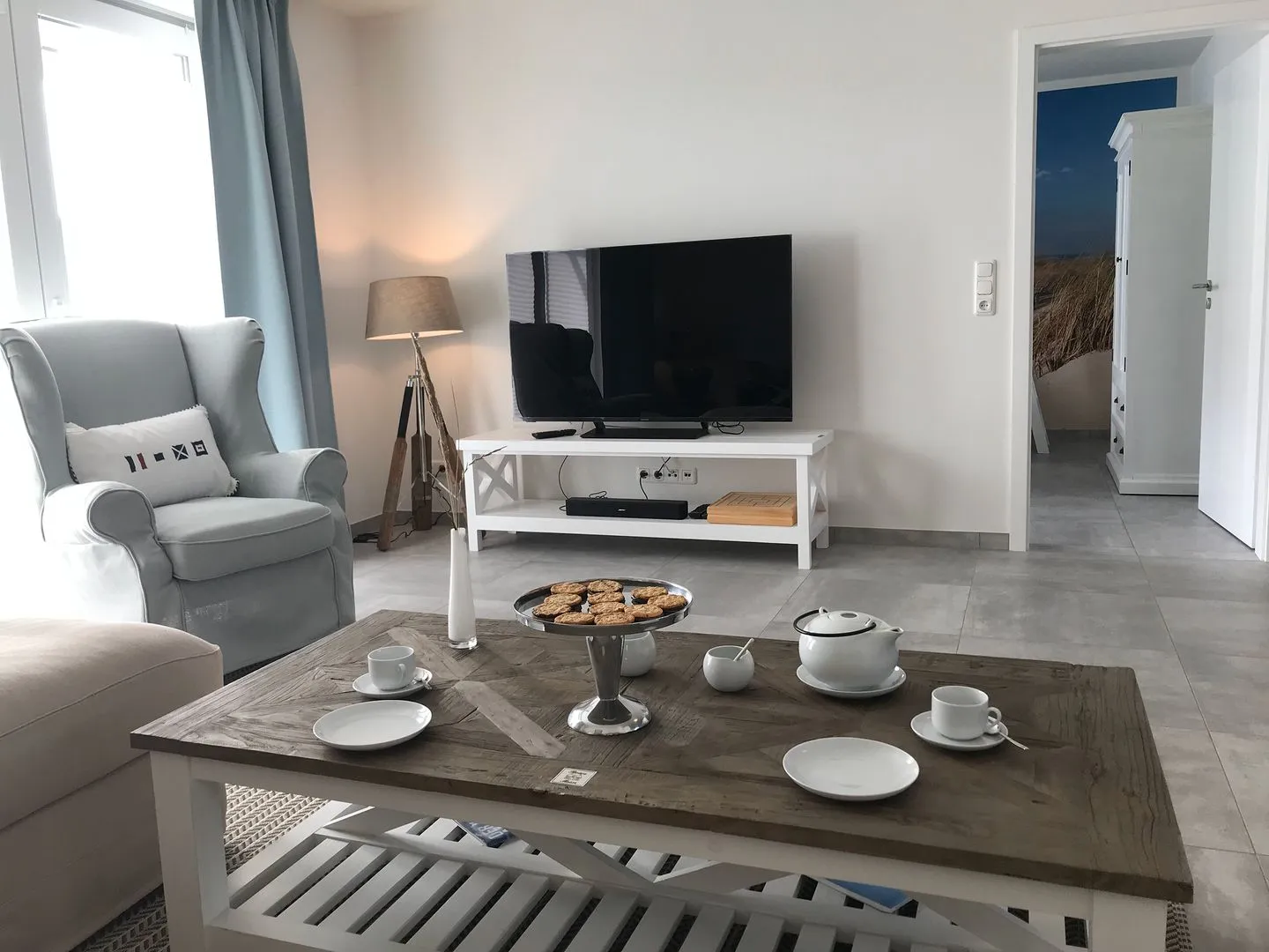 Haus *Weiße Düne* Ferienwohnung *Weiße Düne 3 / OceanView* Wittdün auf Amrum - Wohnzimmer