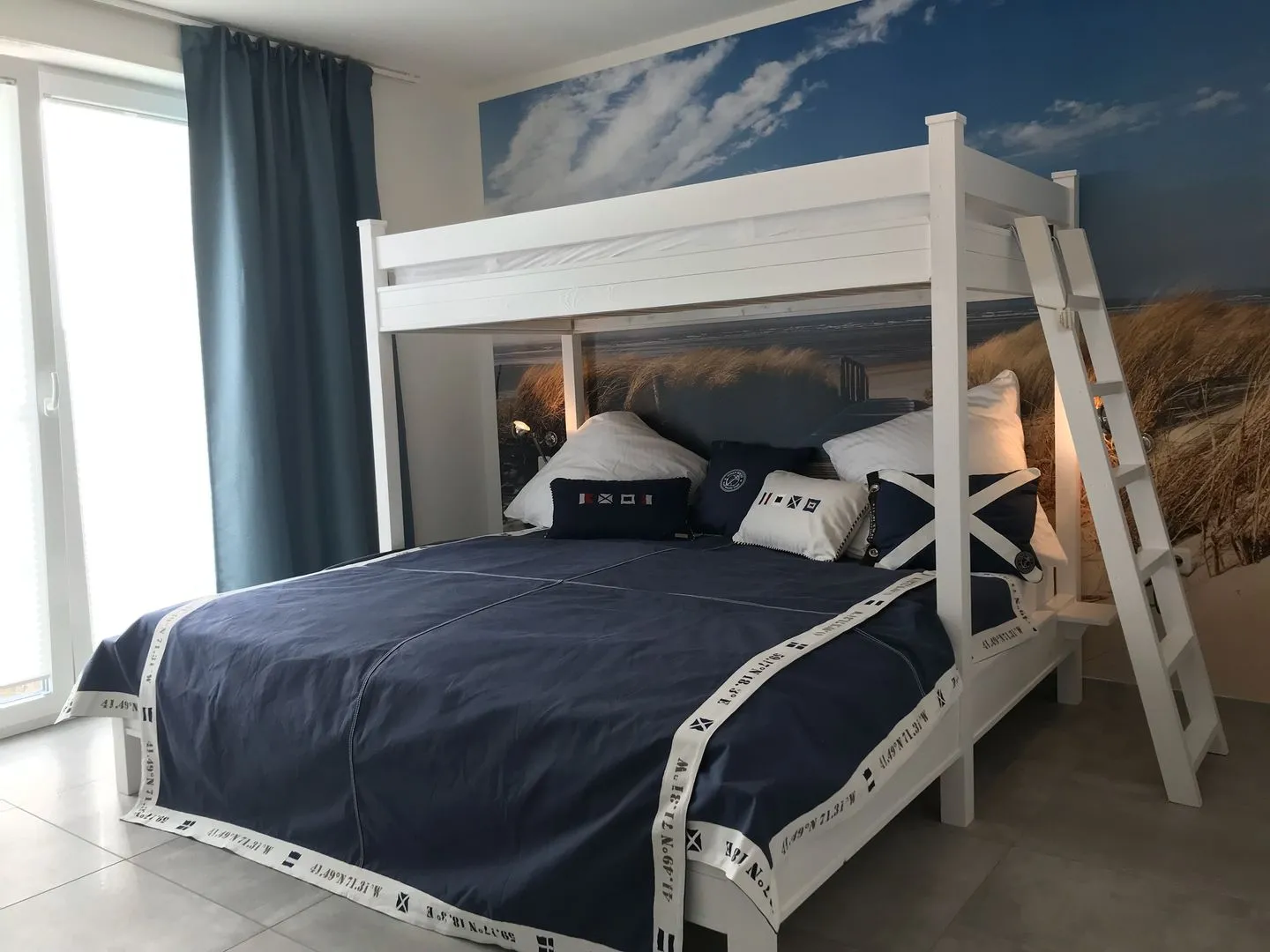 Haus *Weiße Düne* Ferienwohnung *Weiße Düne 3 / OceanView* Wittdün auf Amrum - Schlafzimmer 2