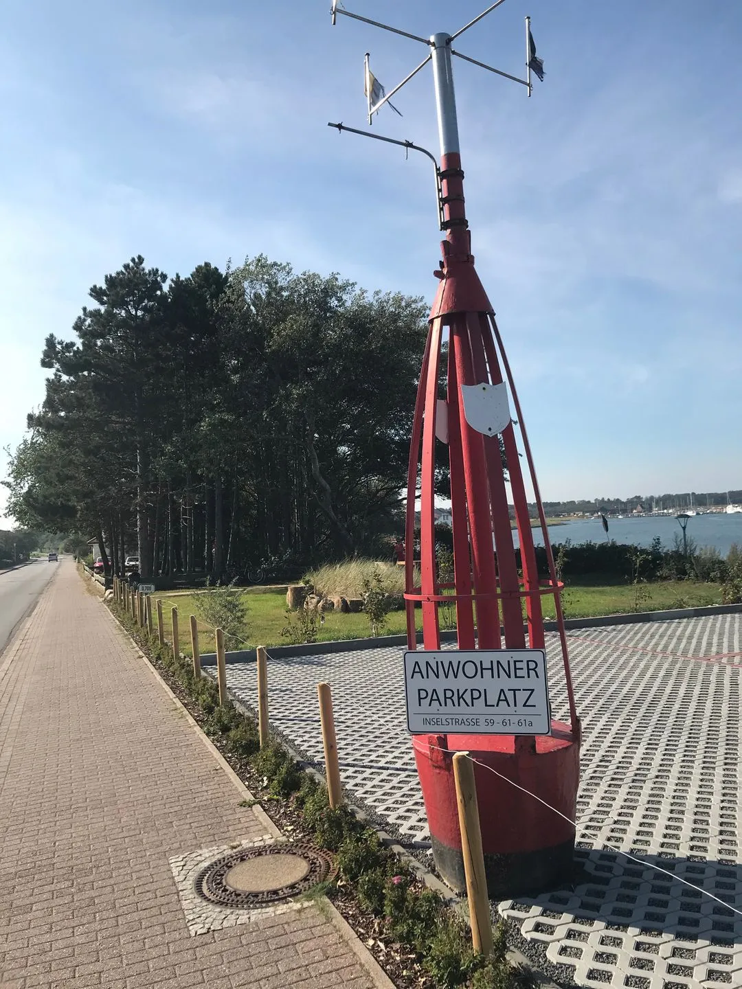 Haus *Weiße Düne* Ferienwohnung *Weiße Düne 3 / OceanView* Wittdün auf Amrum - Anwohnerparkplatz