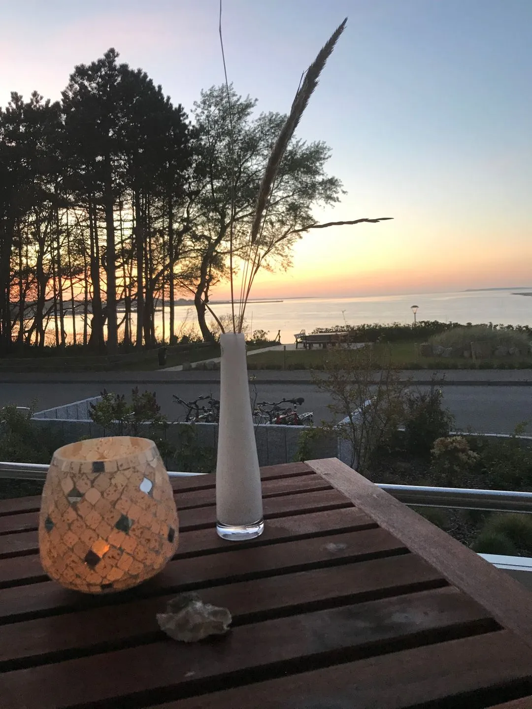 Haus *Weiße Düne* Ferienwohnung *Weiße Düne 3 / OceanView* Wittdün auf Amrum - Abendstimmung auf dem Balkon