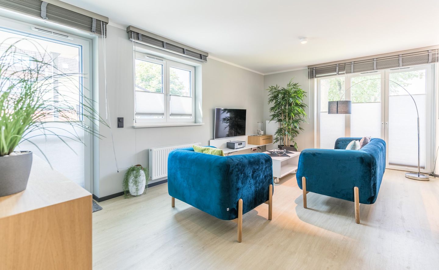 Bahnhofstraße 9, Sandbank 8, Wohnzimmer