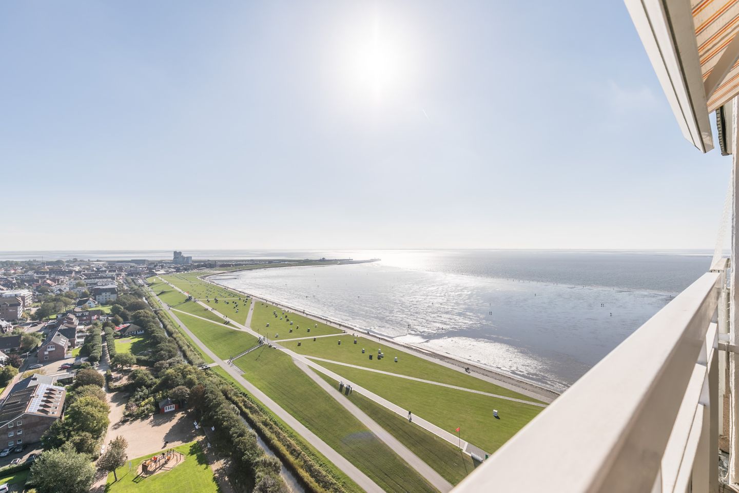 Hochhaus Whg. Backer / 20. OG, Meerblick