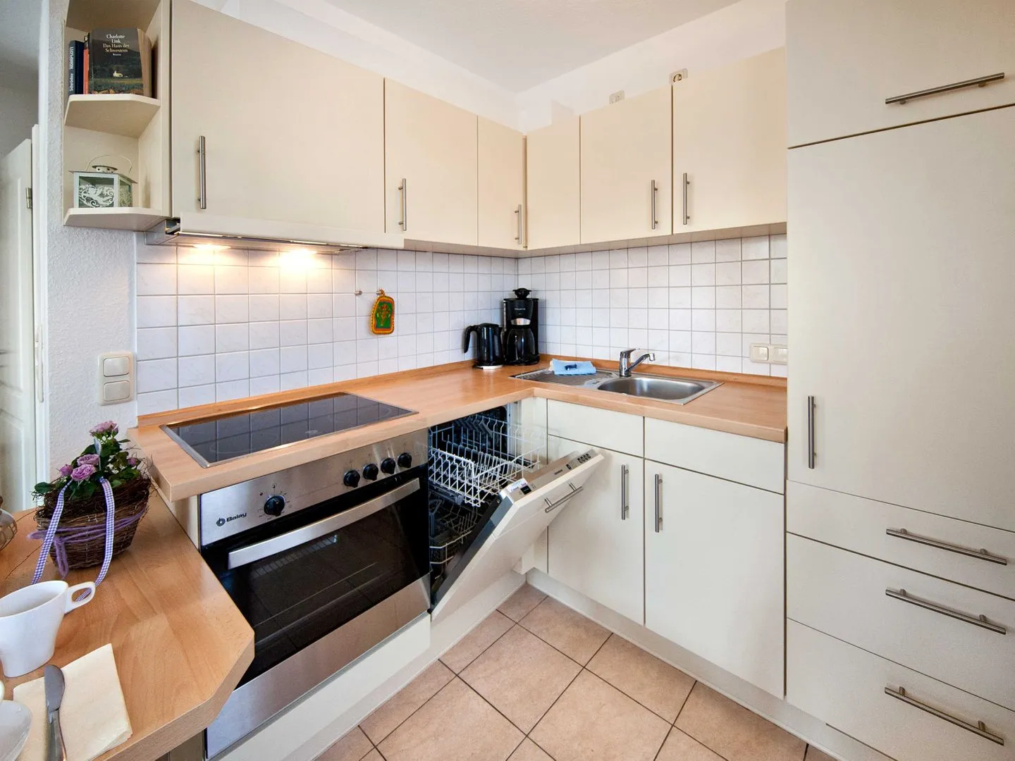 (ARW3) Ferienwohnung Kossmann 1 Niendorf - Küche / Küchenzeile