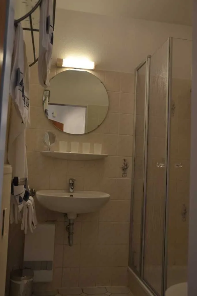 (DKK11) Ferienwohnung Strandburg Niendorf - Badezimmer