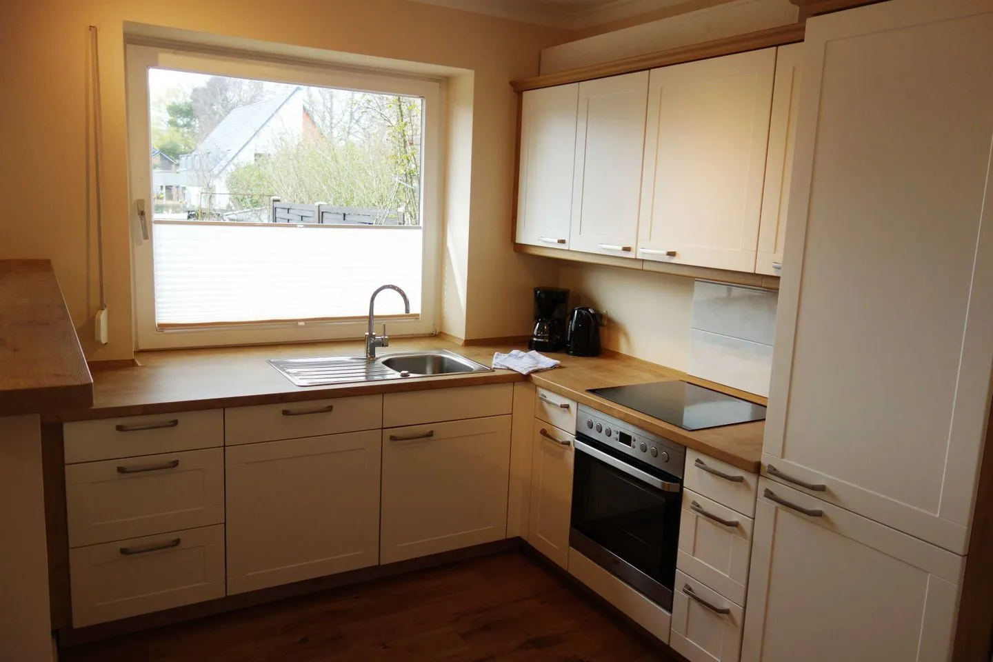 (MEI27) Ferienwohnung "Strandperle" Niendorf - Küche / Küchenzeile